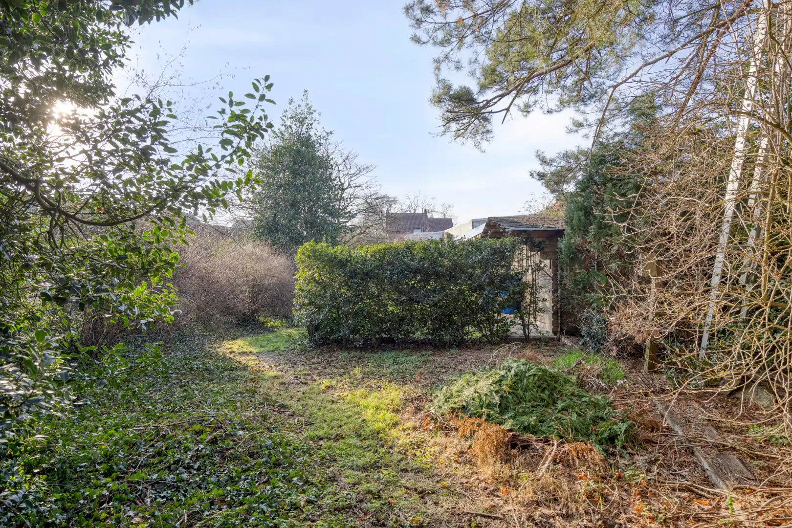 Ruim ingedeelde woning met o.a. 4 slpks op een rustig gelegen perceel van 1.069 m². foto 39