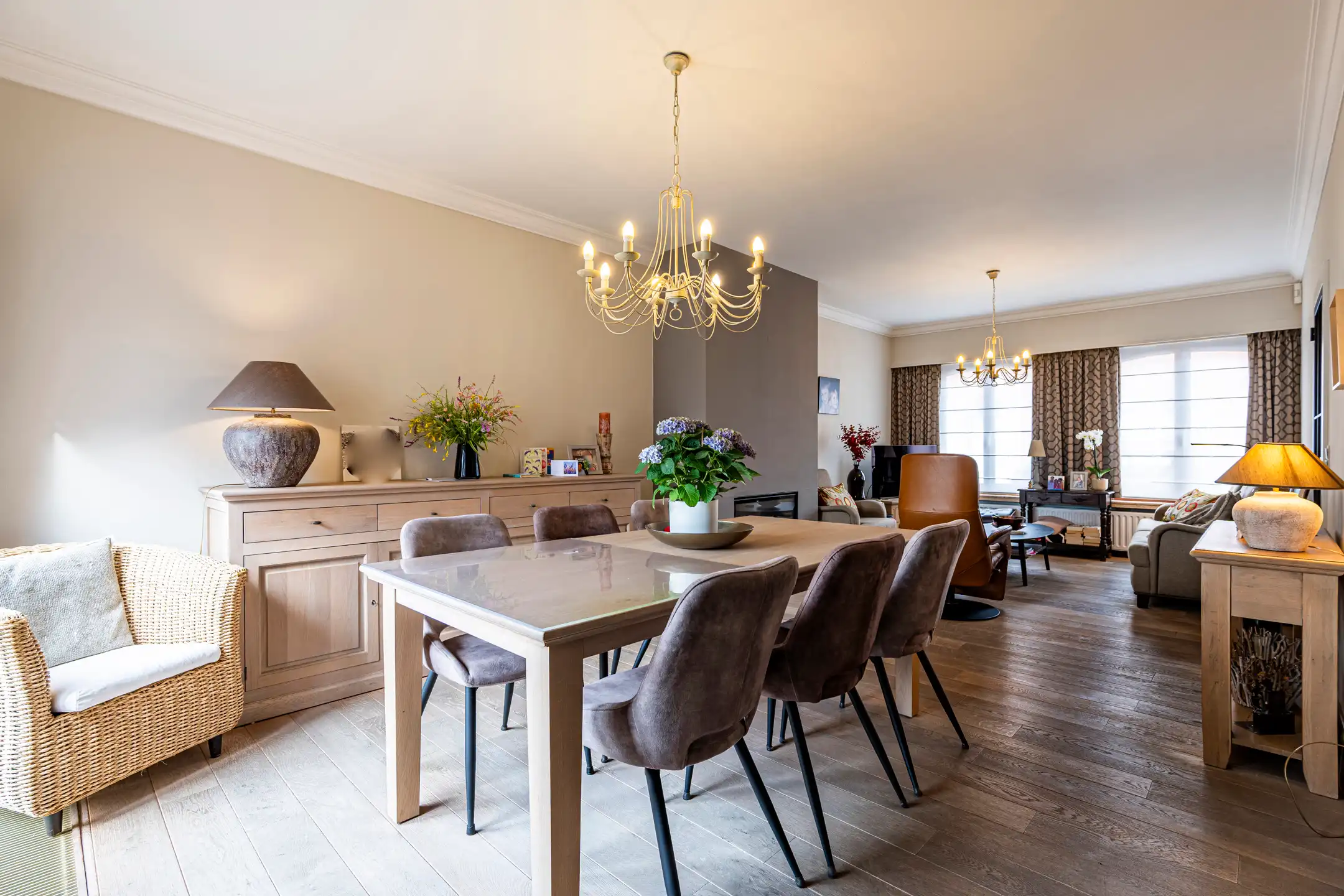 Instapklare ruime woning met tuin aan rand van het centrum. foto 5