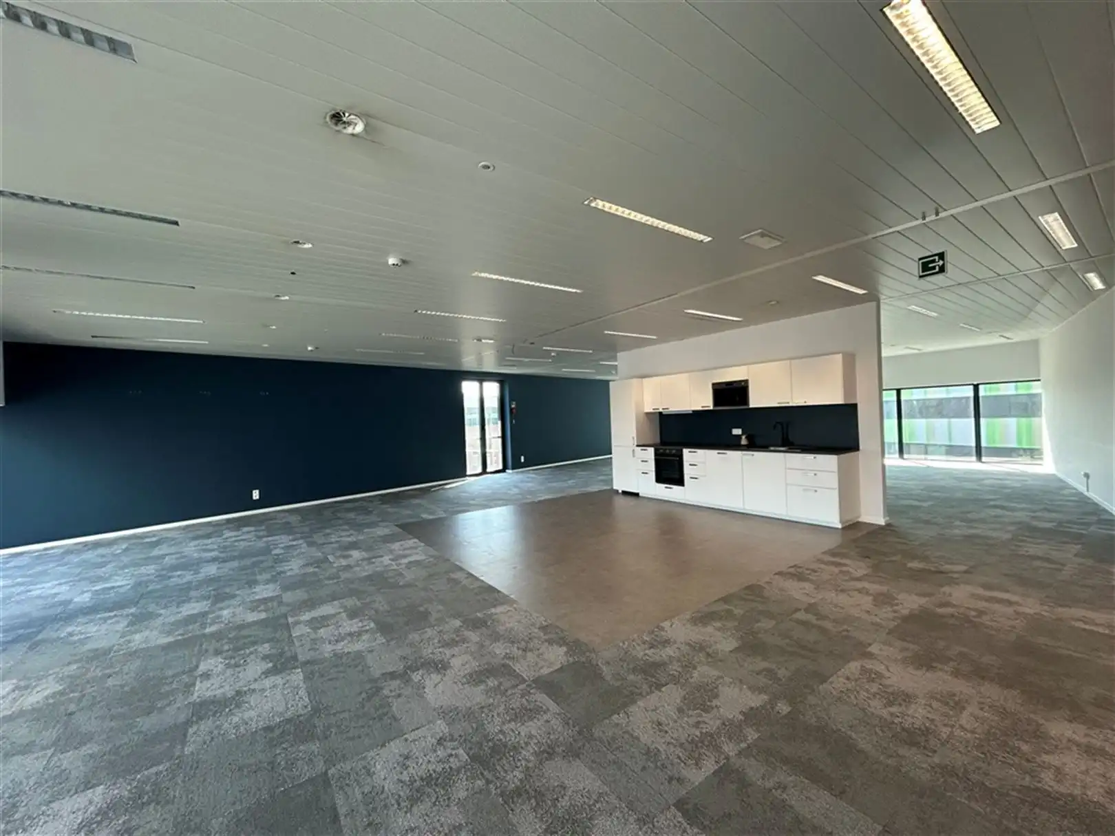 Commercieel en strategisch gelegen kantoor-/investeringspand in Leuven foto 2