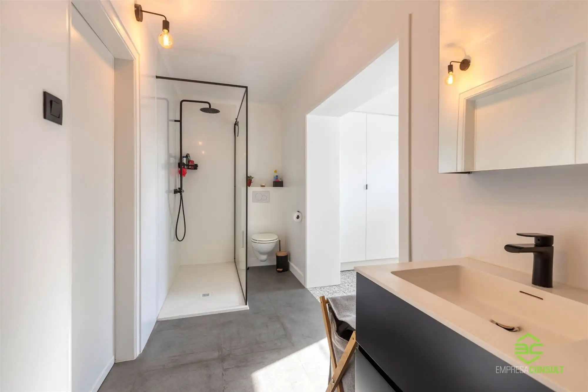 Instapklare gezinswoning met 3/4 slpk in Kuringen! foto 21