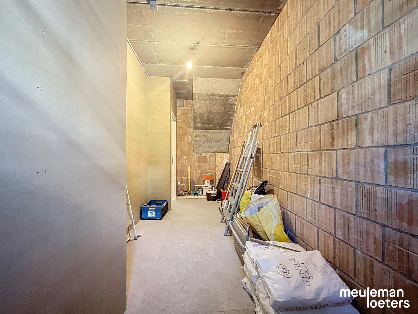 Nieuwbouw bel-etagewoning met terras foto 19