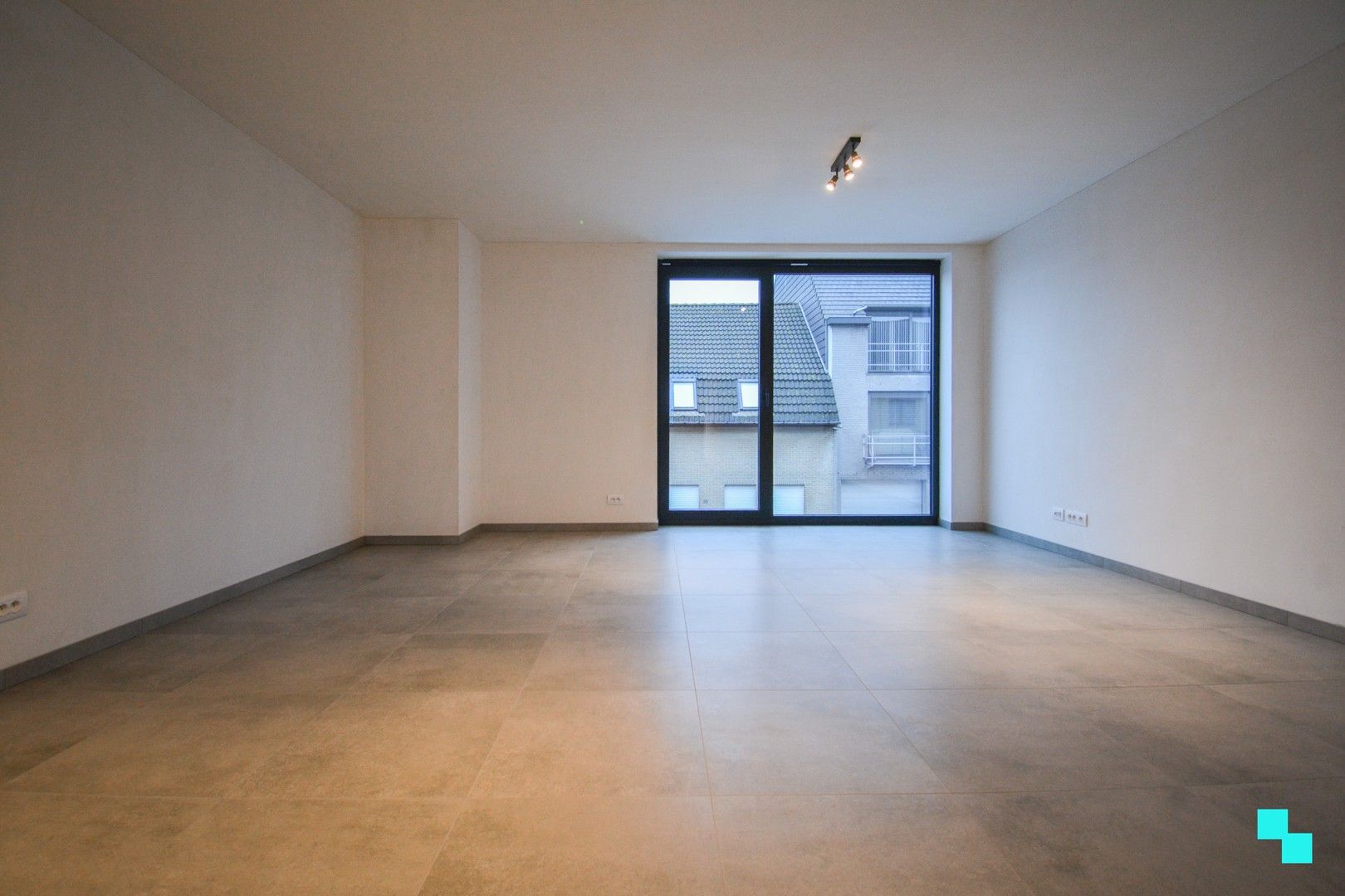 Nieuwbouwappartement via budgethuren te Houthulst foto 8