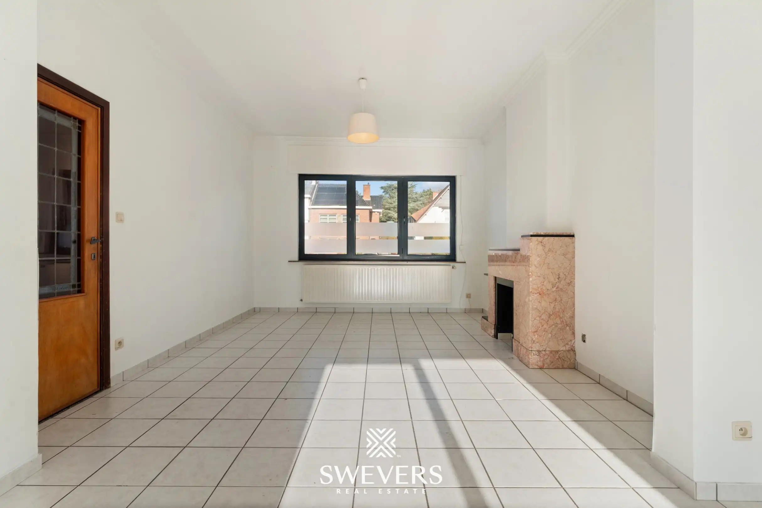 Verrassend ruime gezinswoning: 4 slaapkamers, garage, kelder & zolder   foto 4