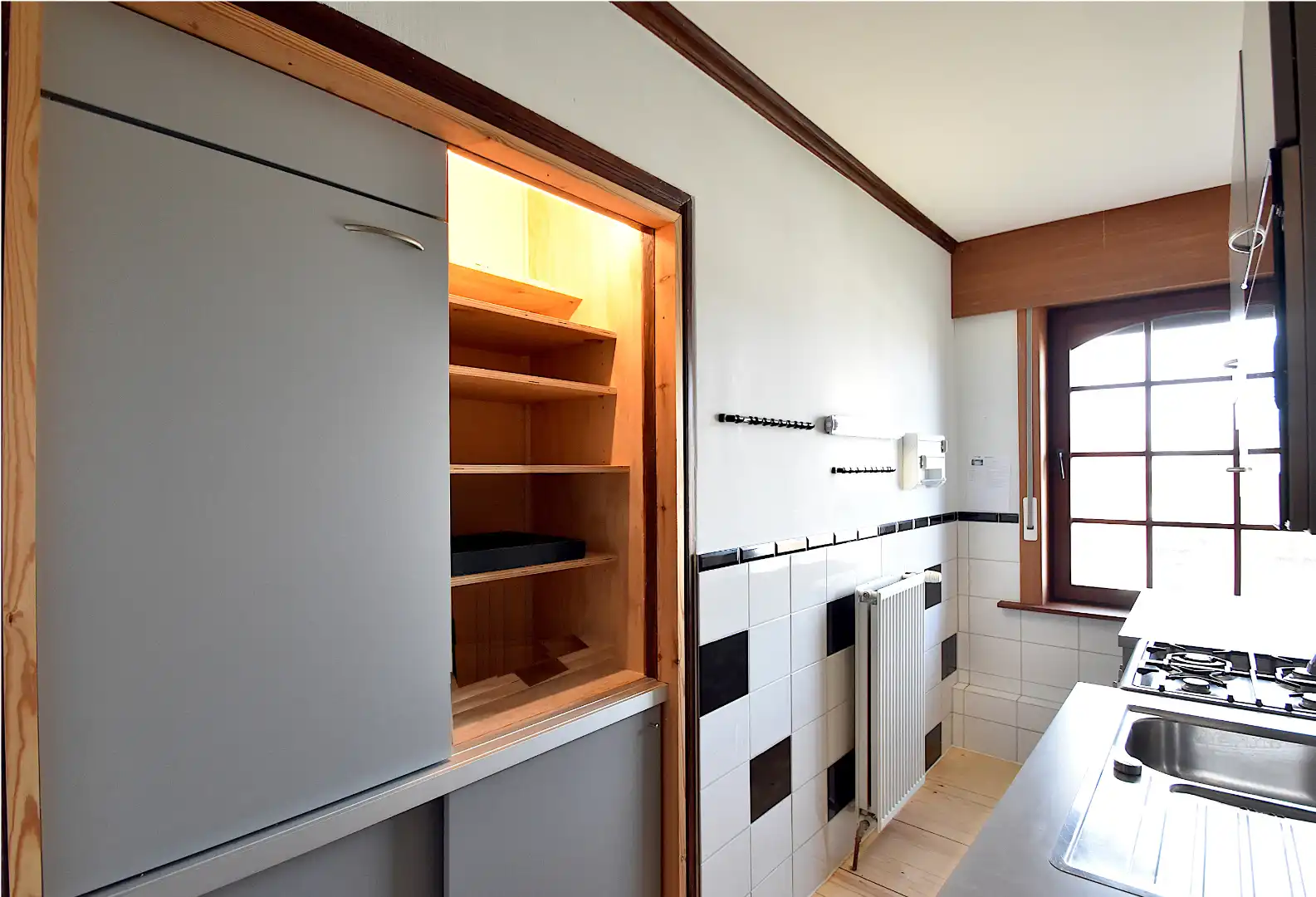 Residentie White and Red Rose – Lichtrijk appartement met karakter in de Concessie van De Haan foto 4