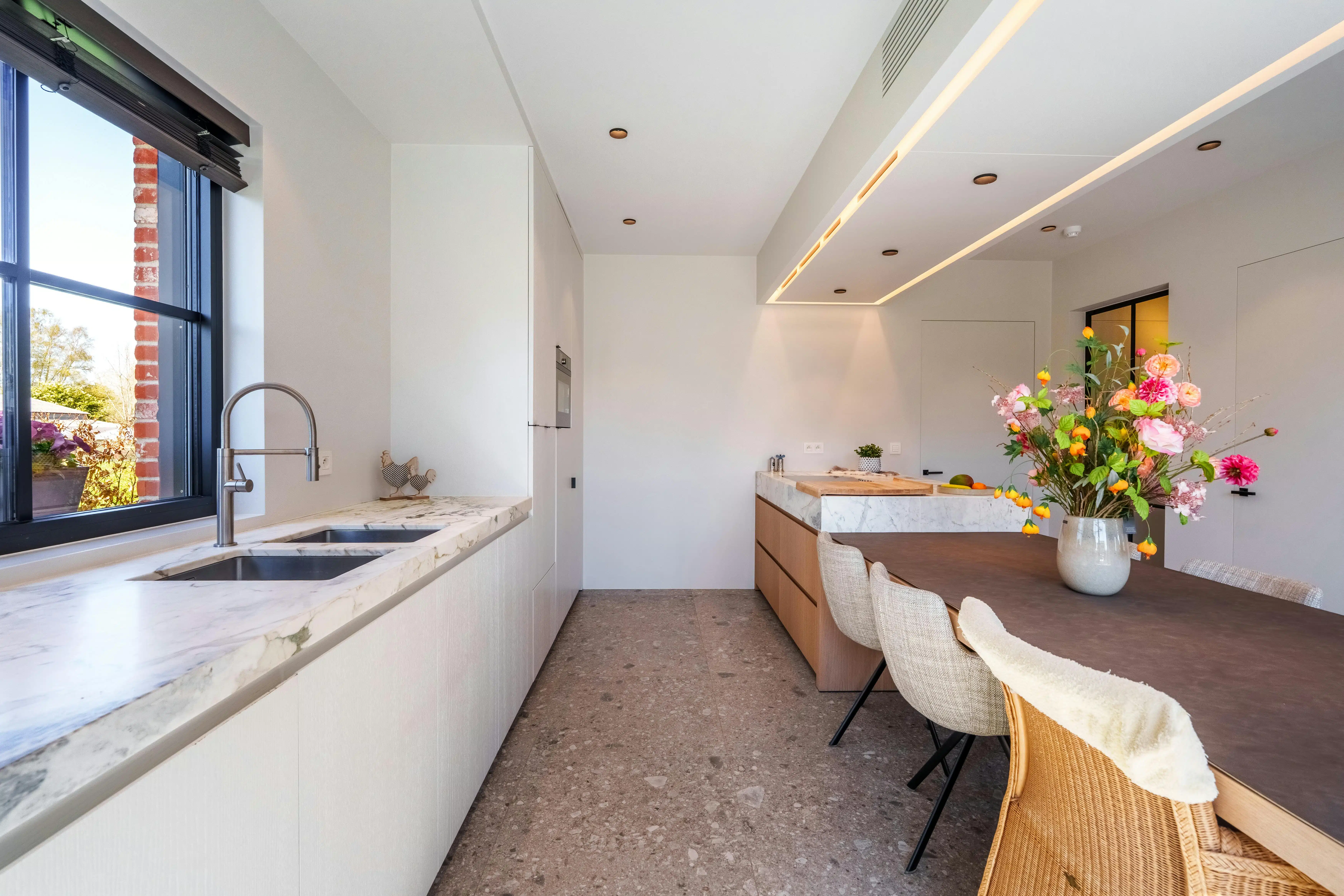 Exclusief Wonen: moderne, landelijke villa met mooi uitzicht foto 14