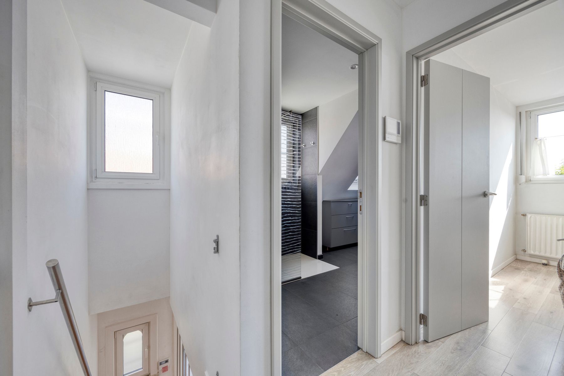 Rustig gelegen woning met garage foto 13