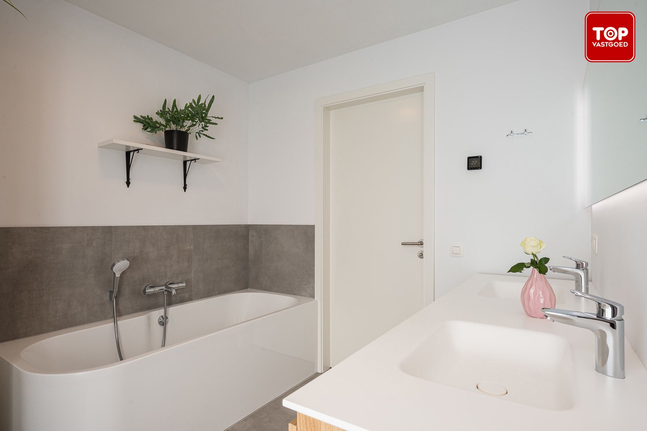 Nieuwbouwoning (2022) met 4 slaapkamers te Ertvelde. foto 16