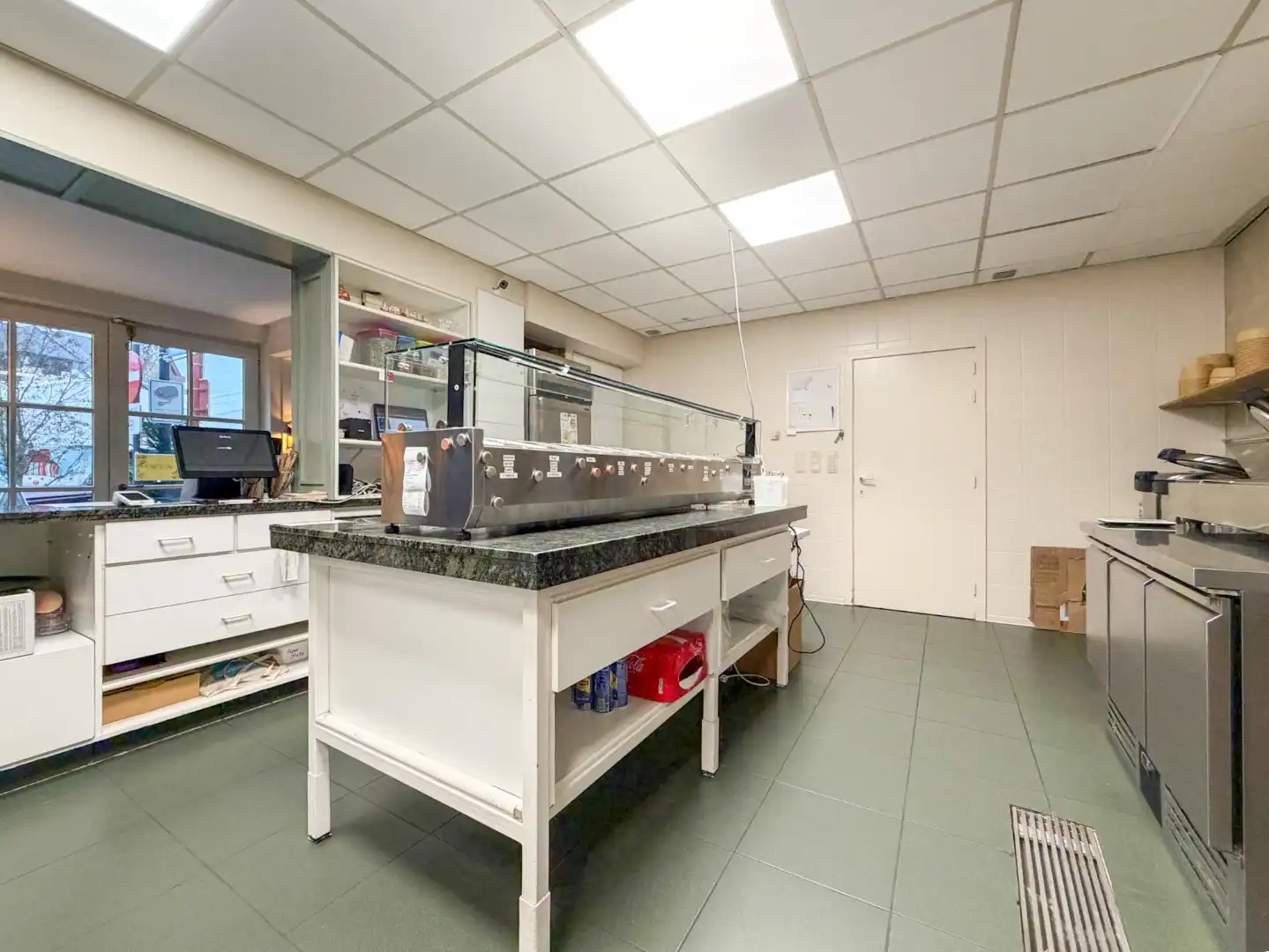 Handelspand op topligging, Markt Torhout! foto 8