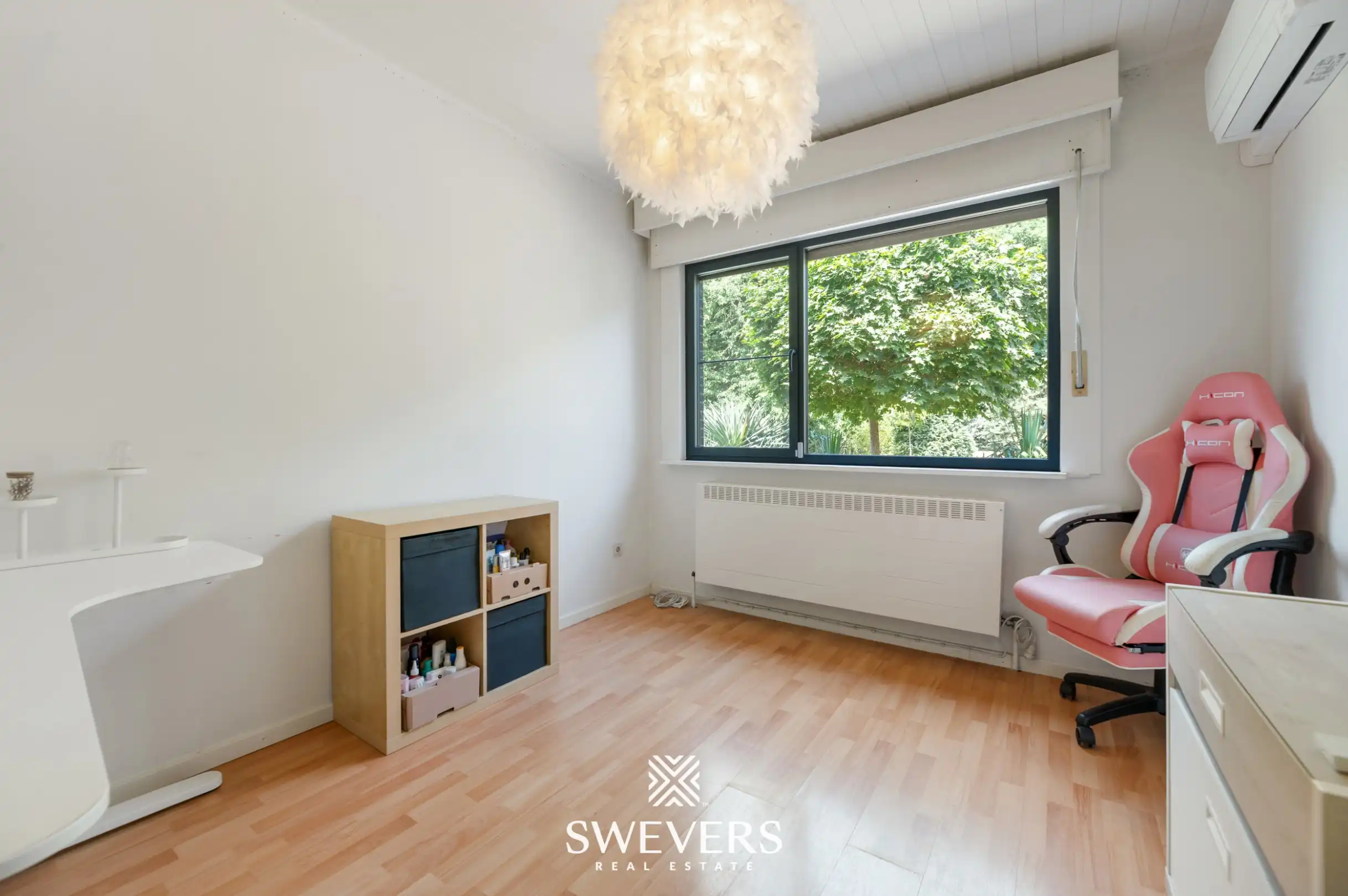 Gerenoveerde woning met 4 slaapkamers op 20a 86ca foto 12