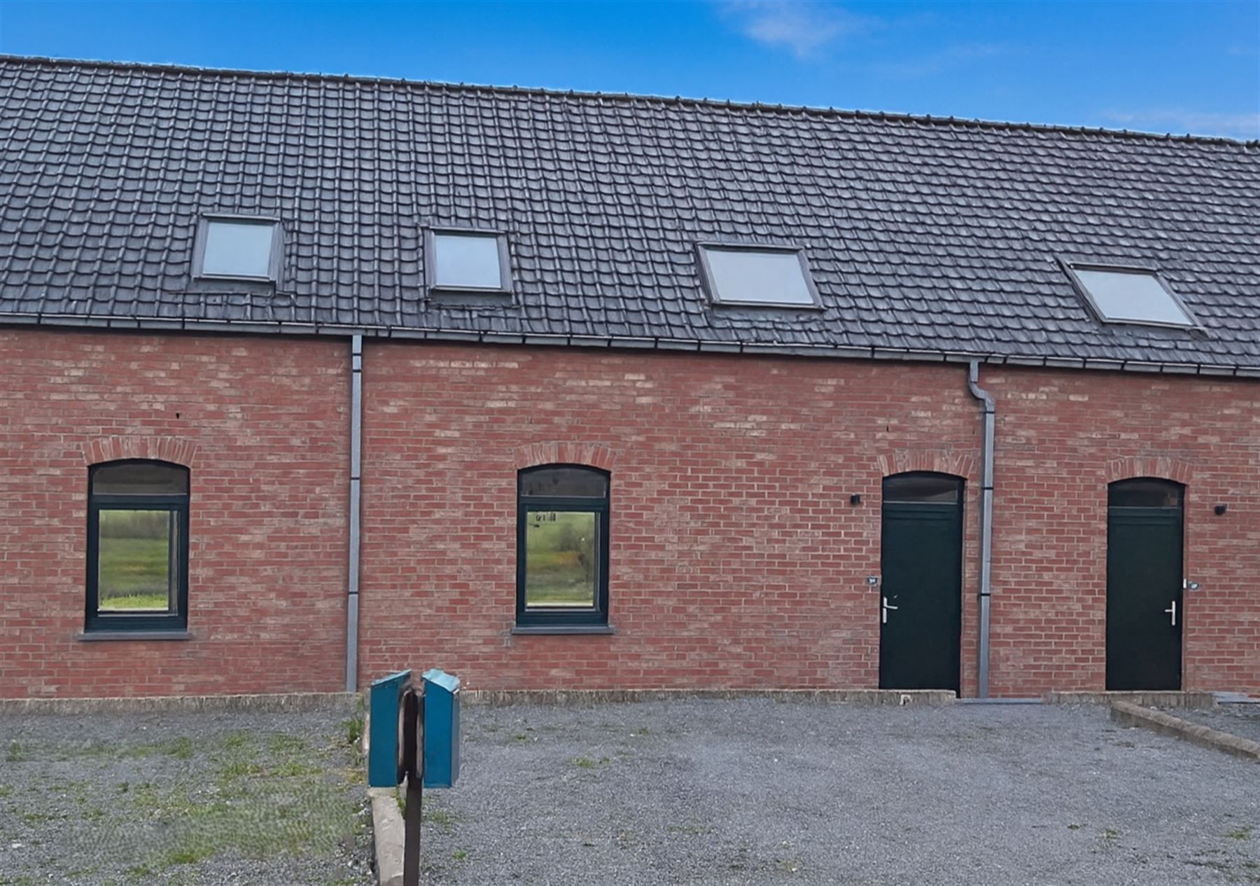 Landelijk gelegen comfortabele woning foto {{pictureIndex}}