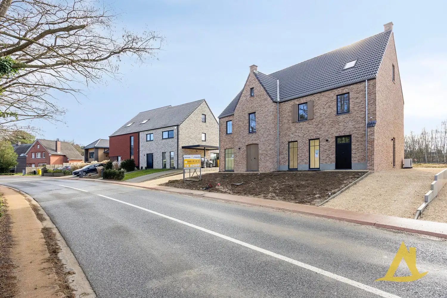 INSTAPKLARE EN ENERGIEZUINIGE NIEUWBOUWWONING MET LANDELIJKE CHARME! foto 2