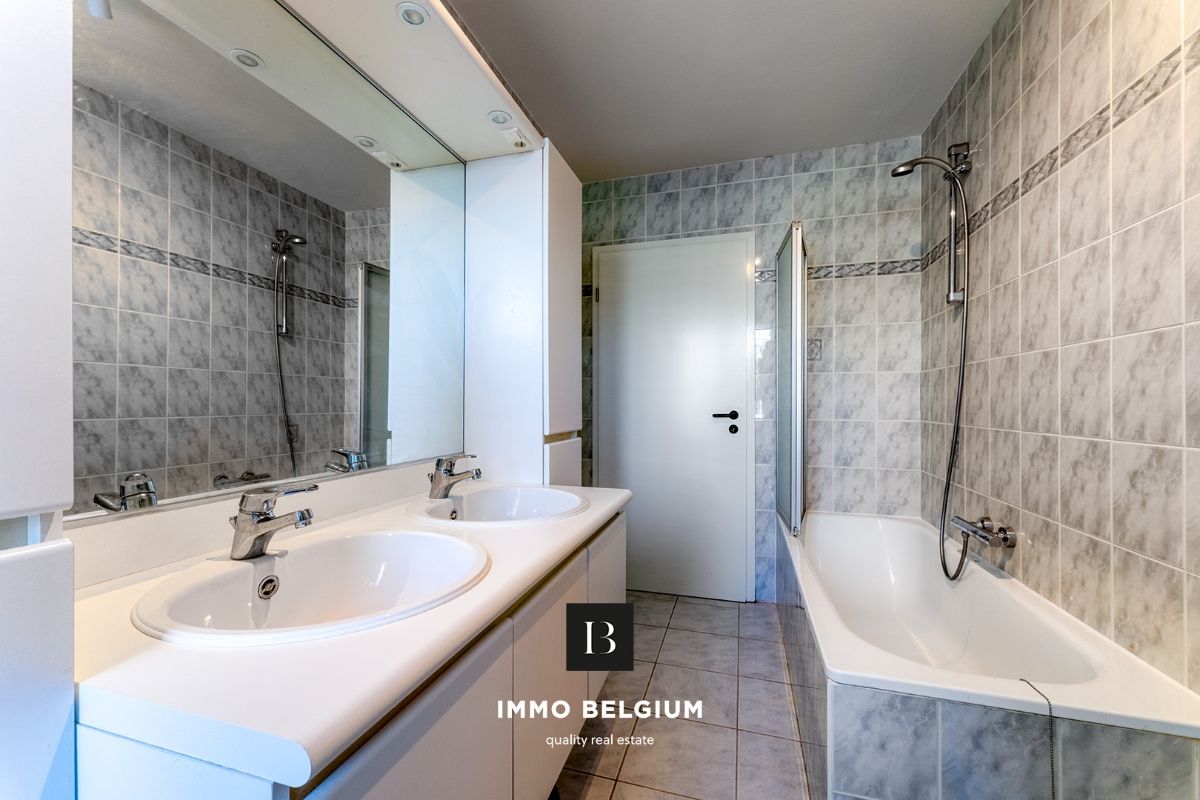 Instapklaar appartement nabij het centrum van De Haan foto 11