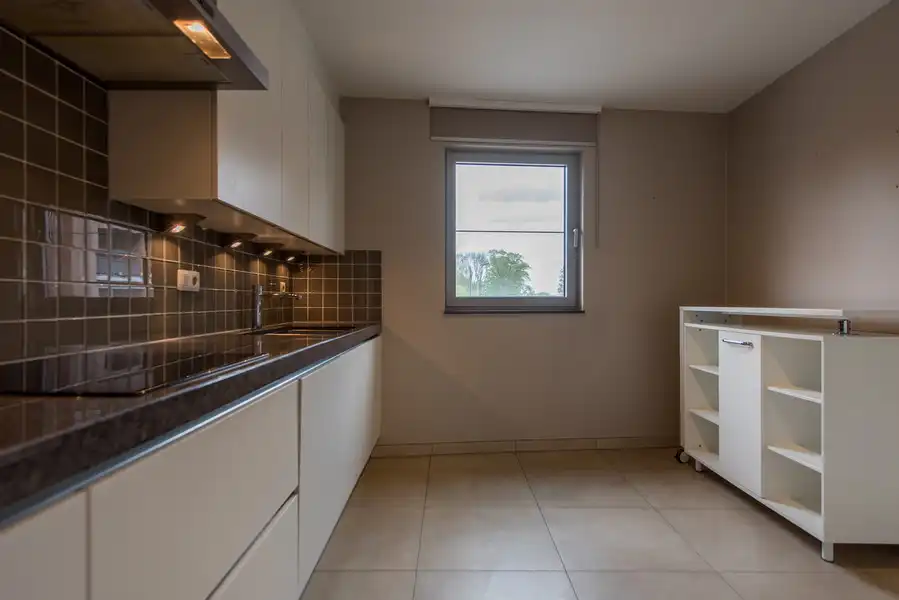 Instapklaar appartement van 107 m² in centrum Diepenbeek. foto 10
