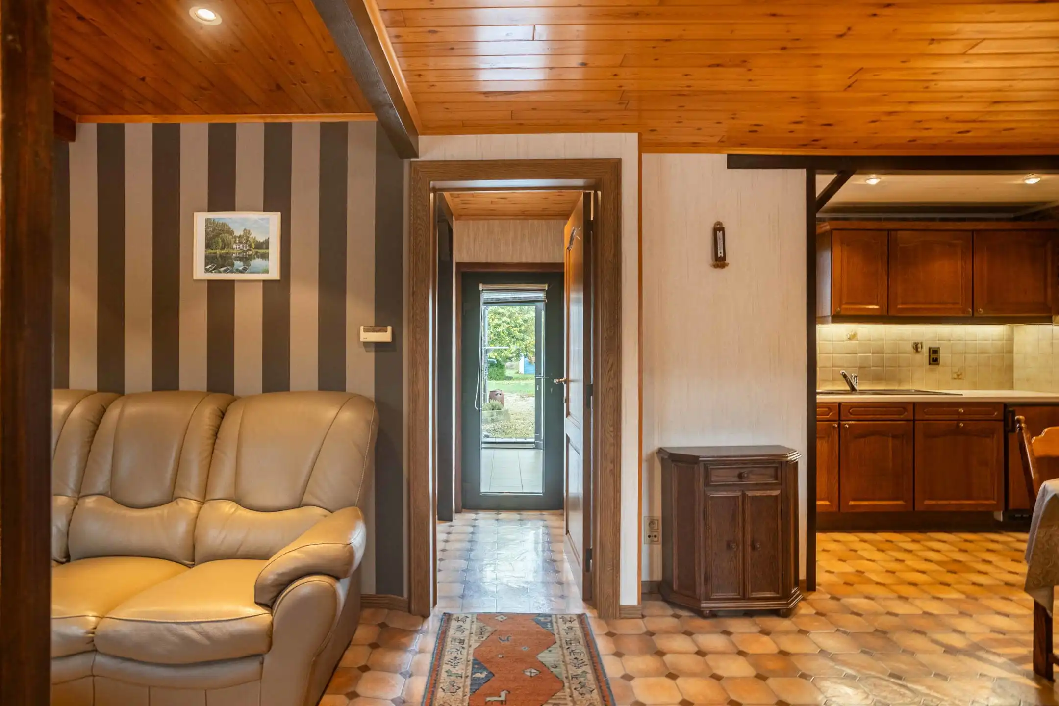 Rustig gelegen woning te koop in Ronse foto 8