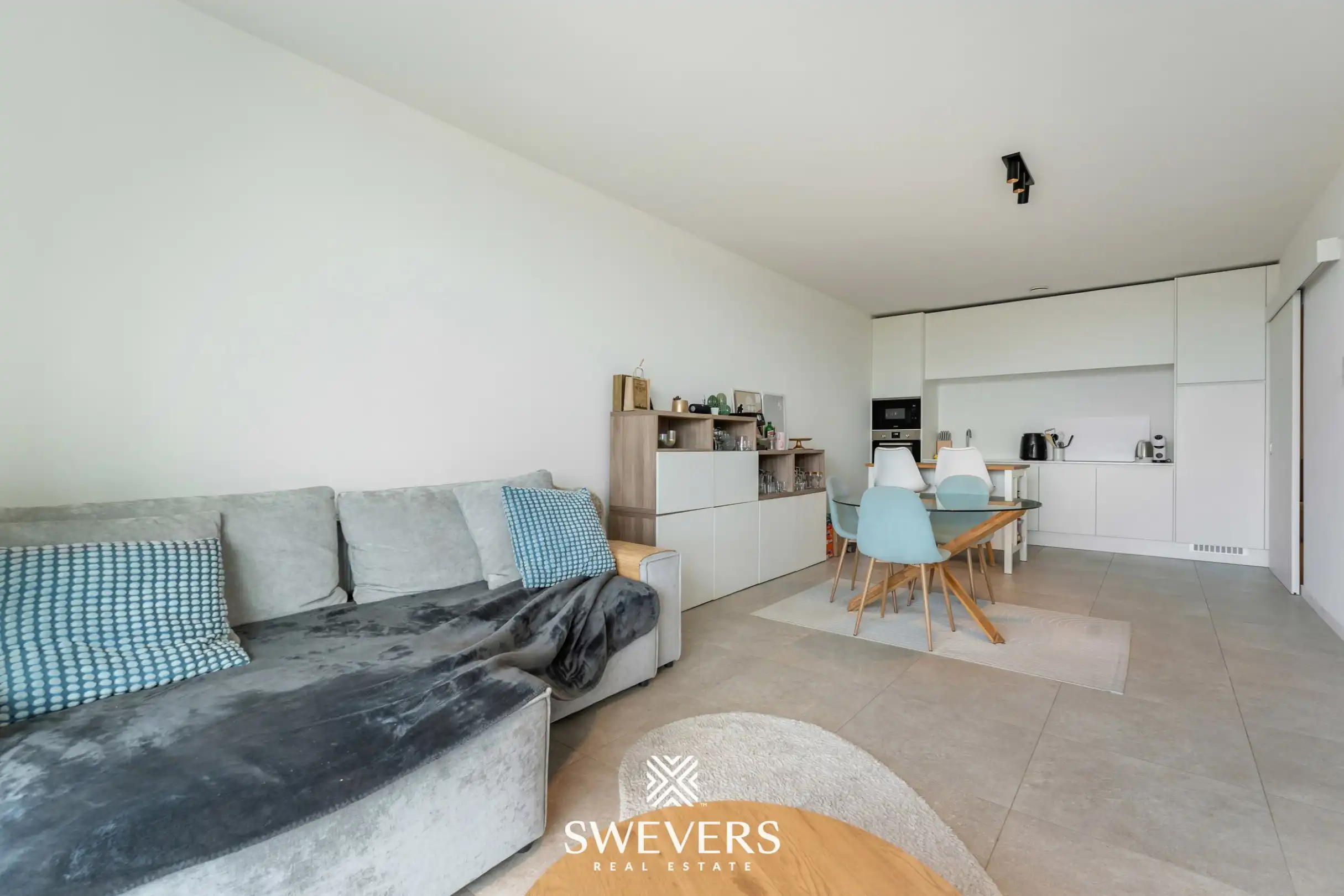 Recent appartement (2022) van 75m² met ruim terras en centrale ligging foto 2