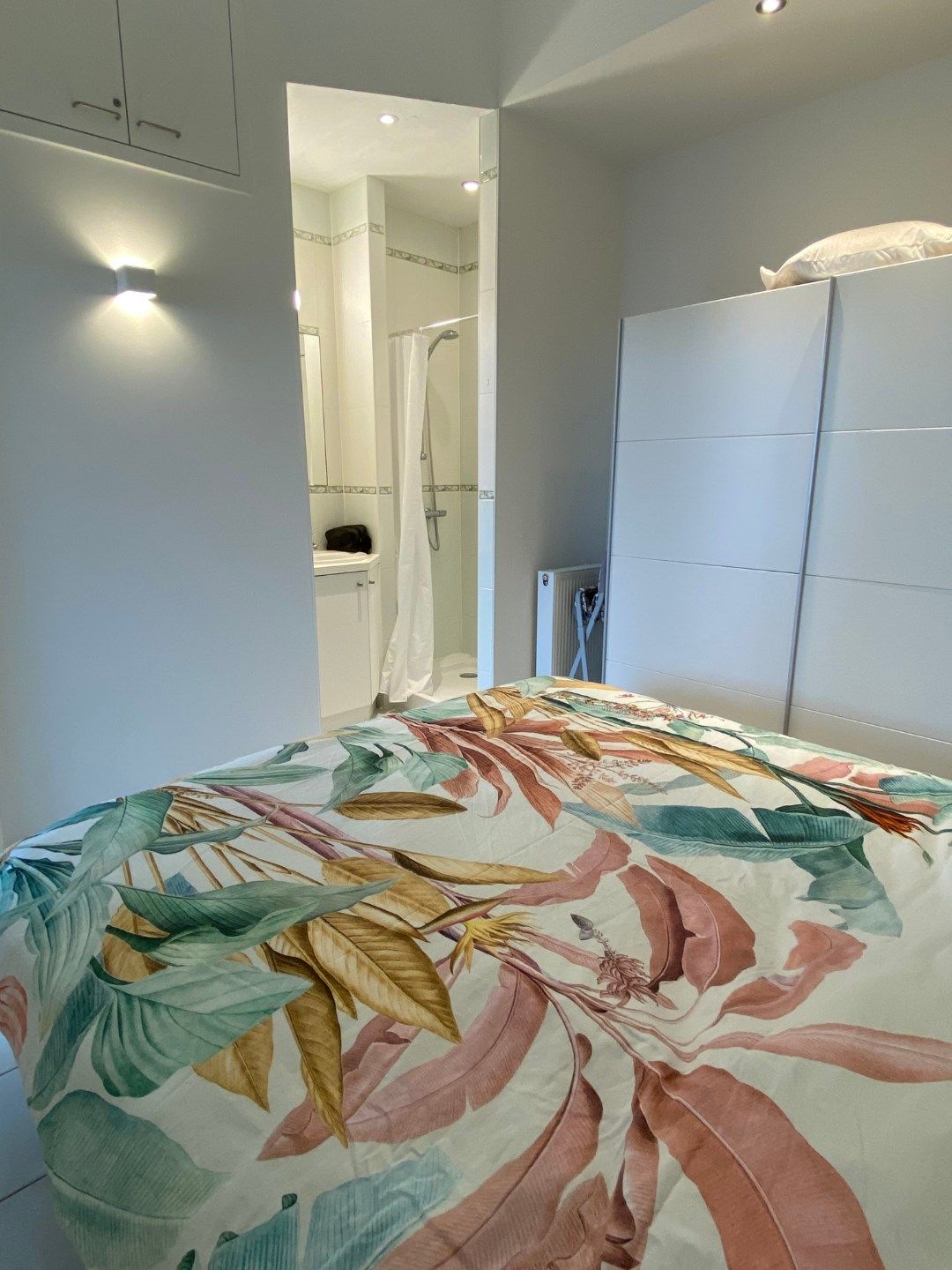 Prachtig 2 slaapkamer -appartement op de zeedijk van Oostduinkerke ! foto 6