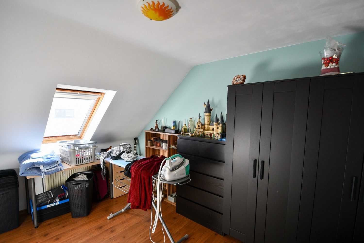 Halfopen bebouwing met inpandige garage met 3 slaapkamers foto 7