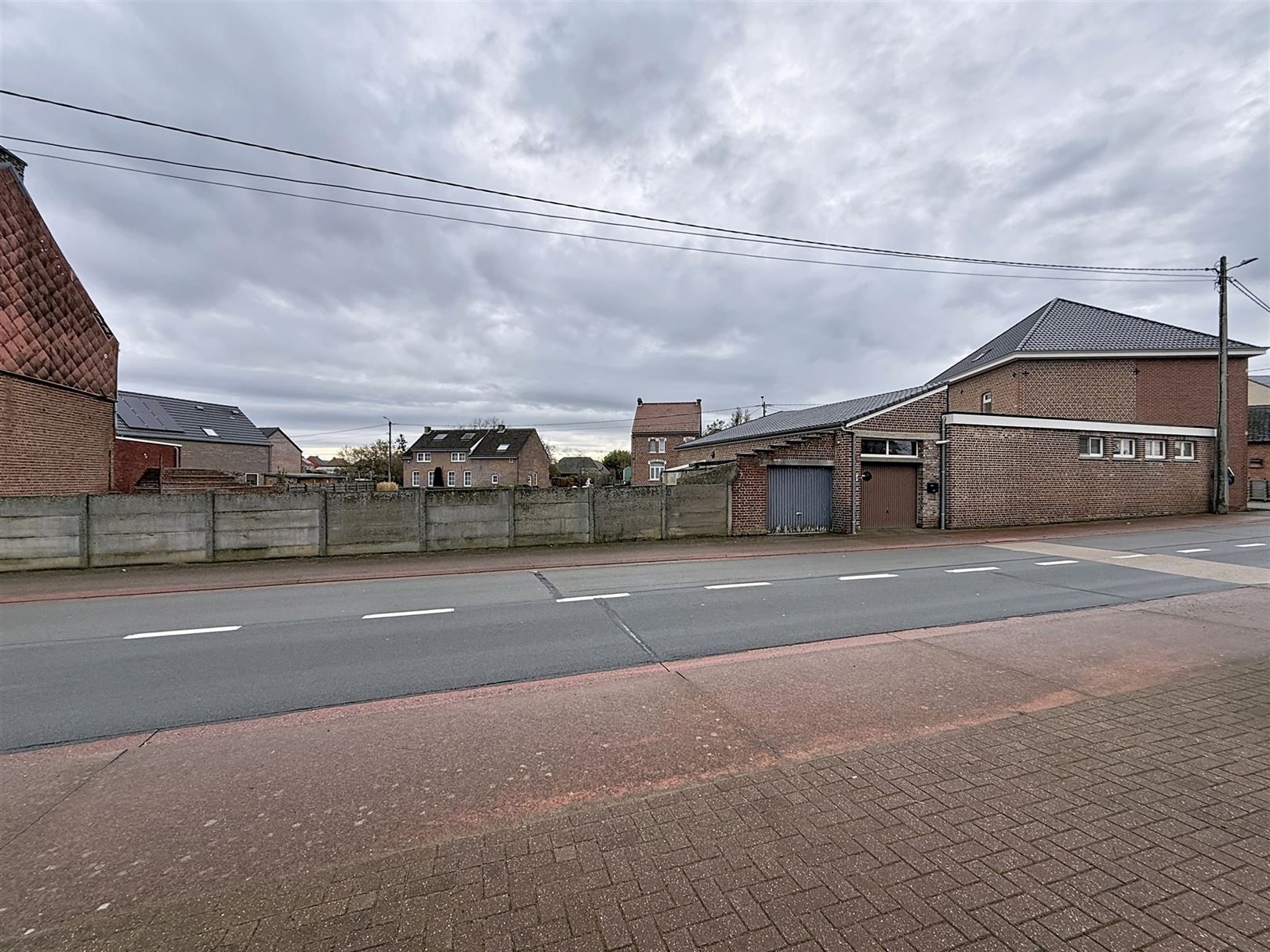 Ruime woning met 4 slpks en verhuurde studio + tuin foto 34