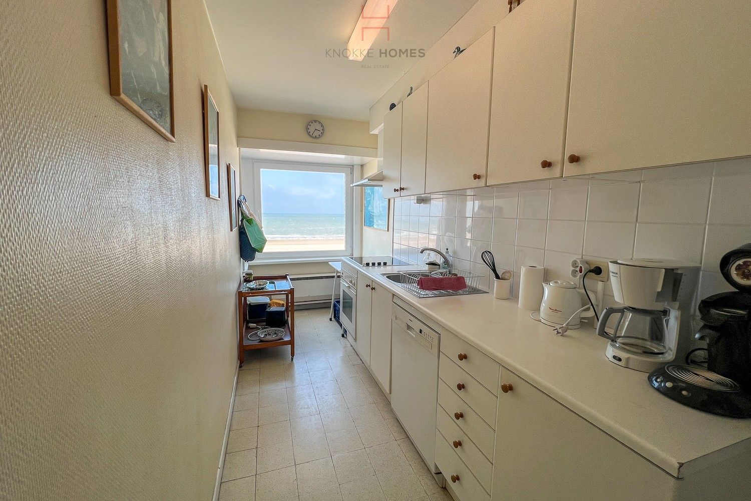 3-slaapkamerappartement met frontaal zeezicht in Duinbergen foto 4