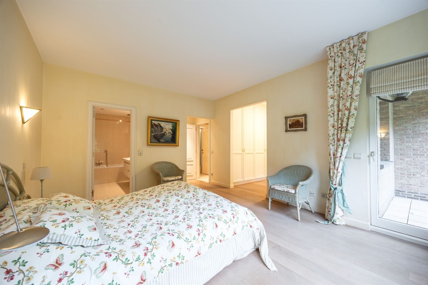 Exclusief gelijkvloersappartement met terrassen in villapark De List foto 12