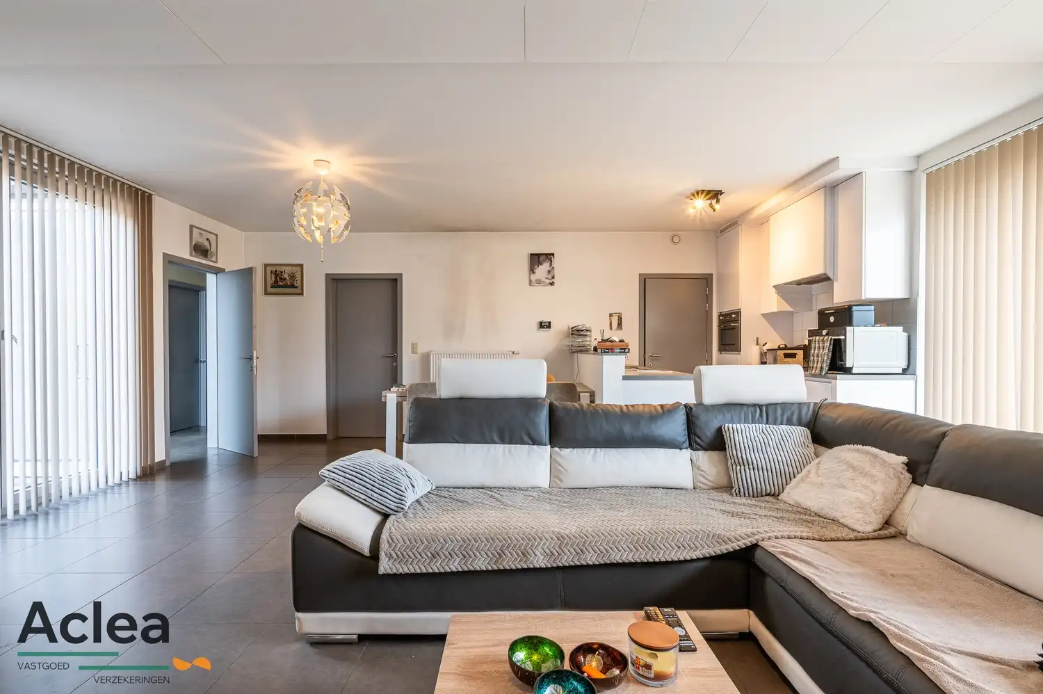 Woning met 3 slaapkamers, garage en 2 ruime terrassen in rustige woonomgeving foto 9