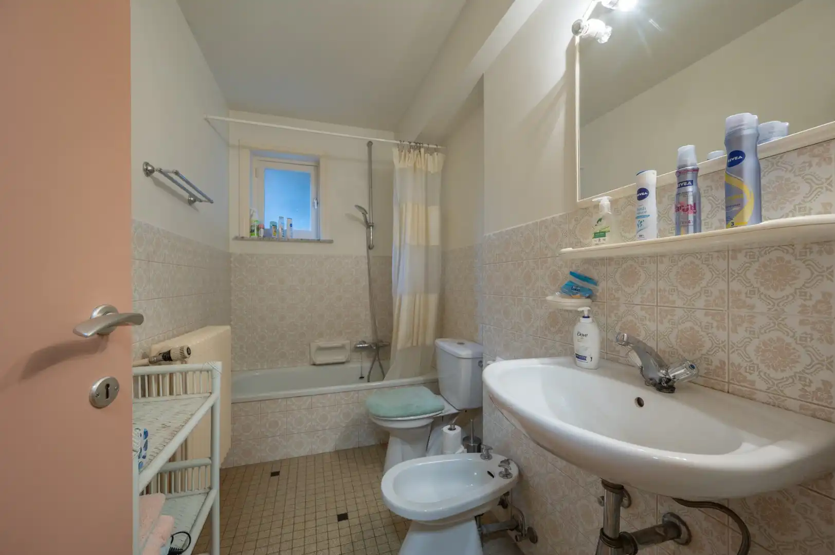 Op te frissen appartement met centrale ligging op Lippenslaan foto 11