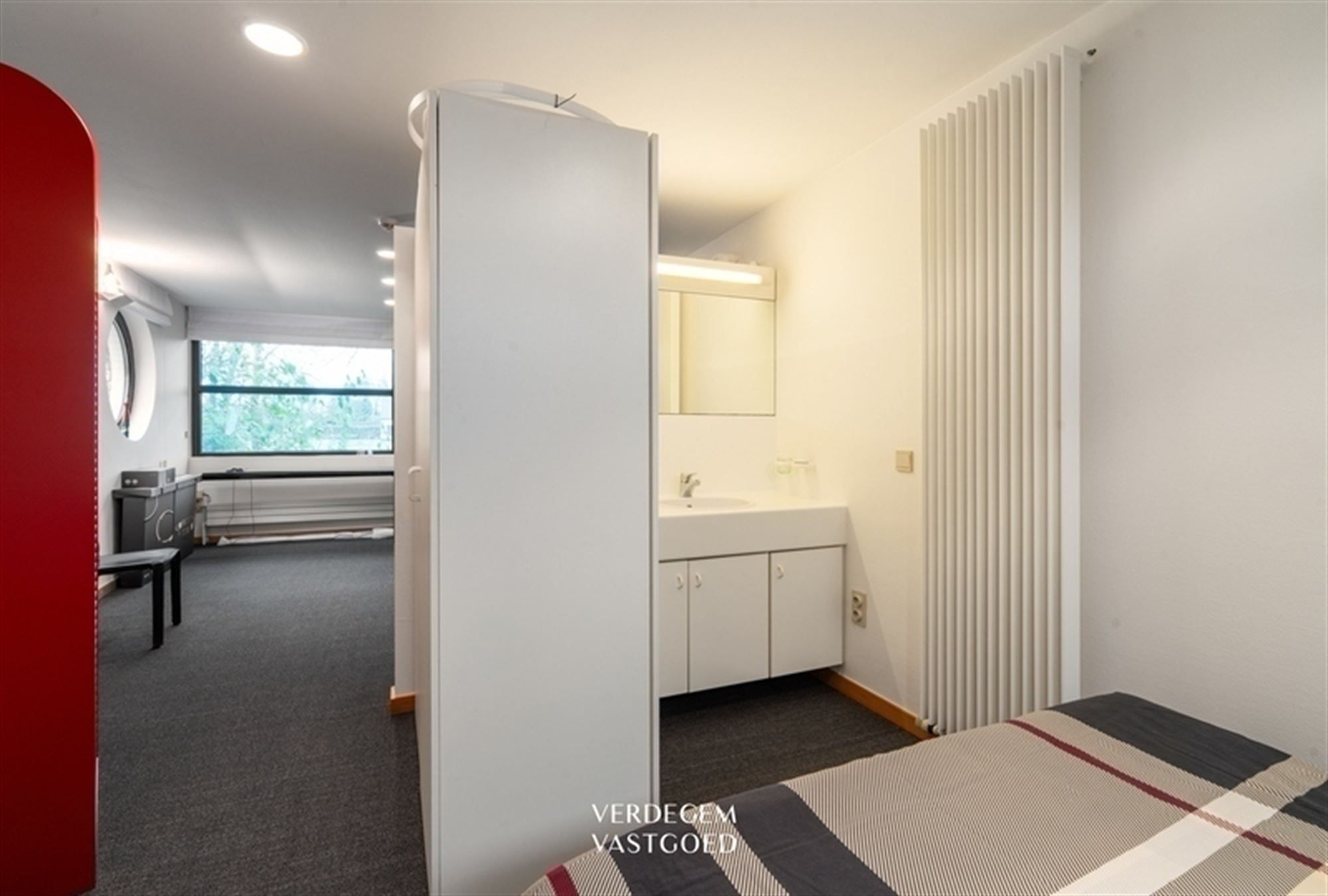 Architectenvilla met aparte studio en Wase zichten foto 11