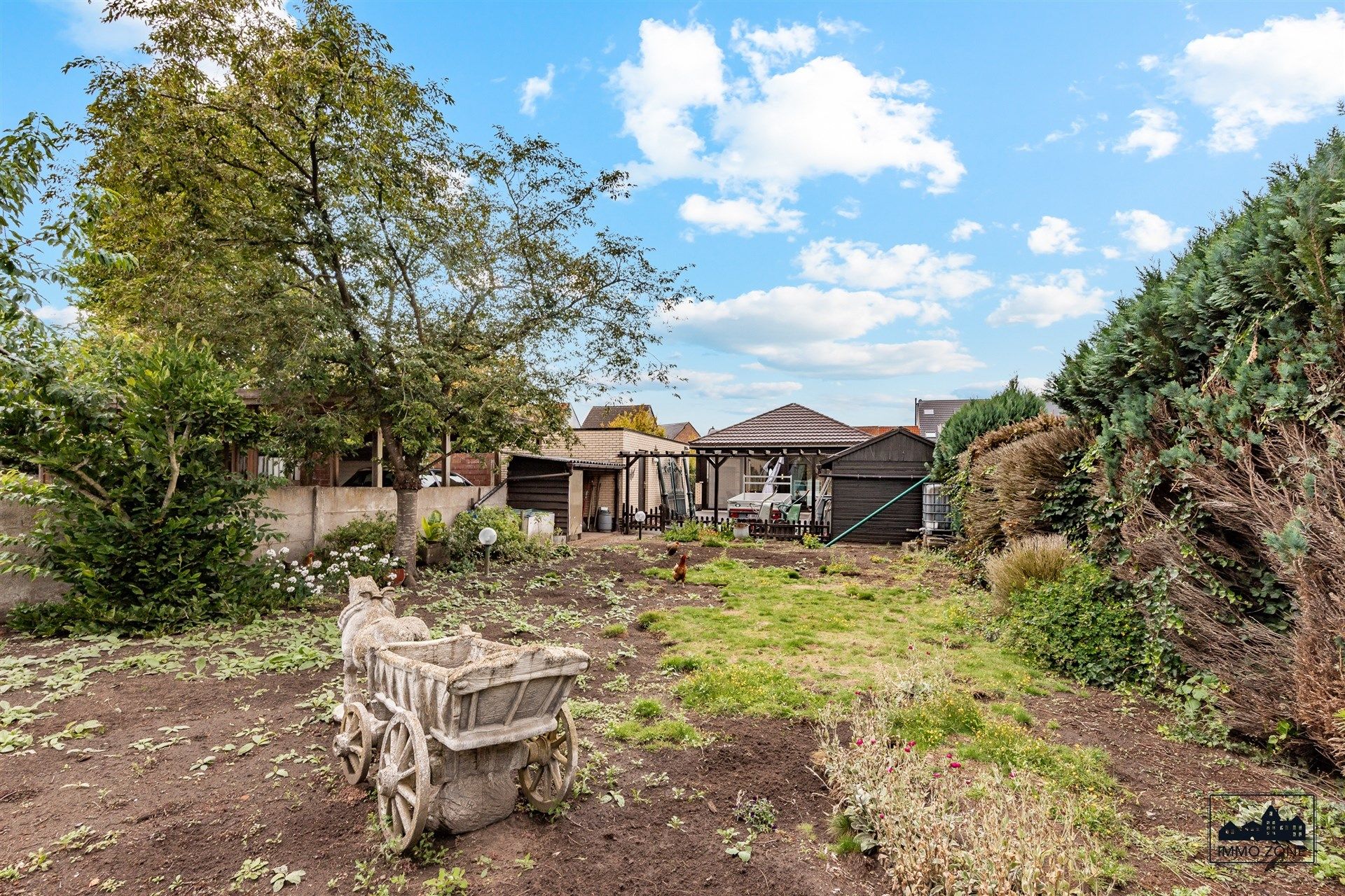Ruime, gerenoveerde bungalow te koop in De Klinge foto 14