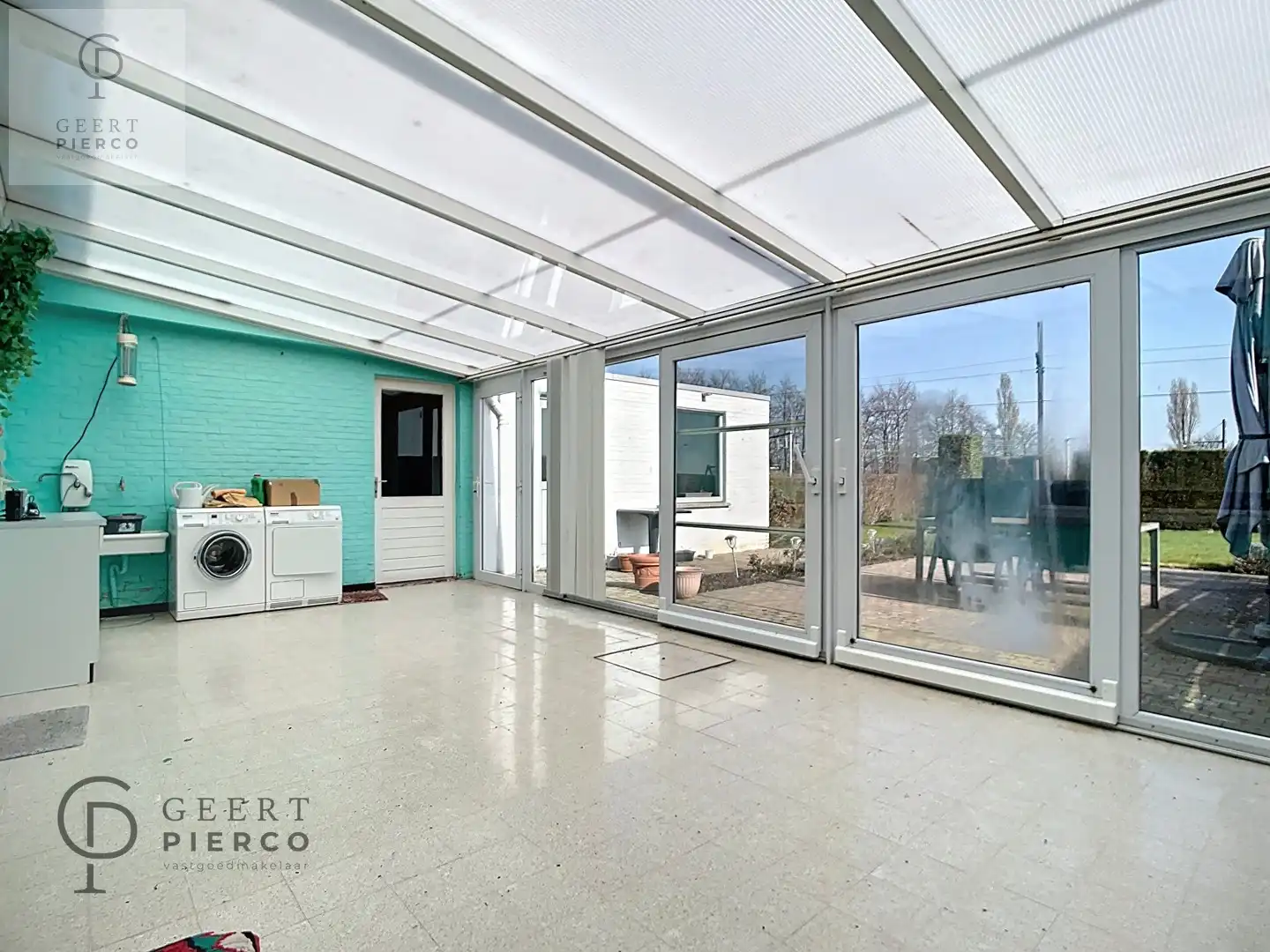 Leuke halfopen woonst op een topligging in Landen foto 12