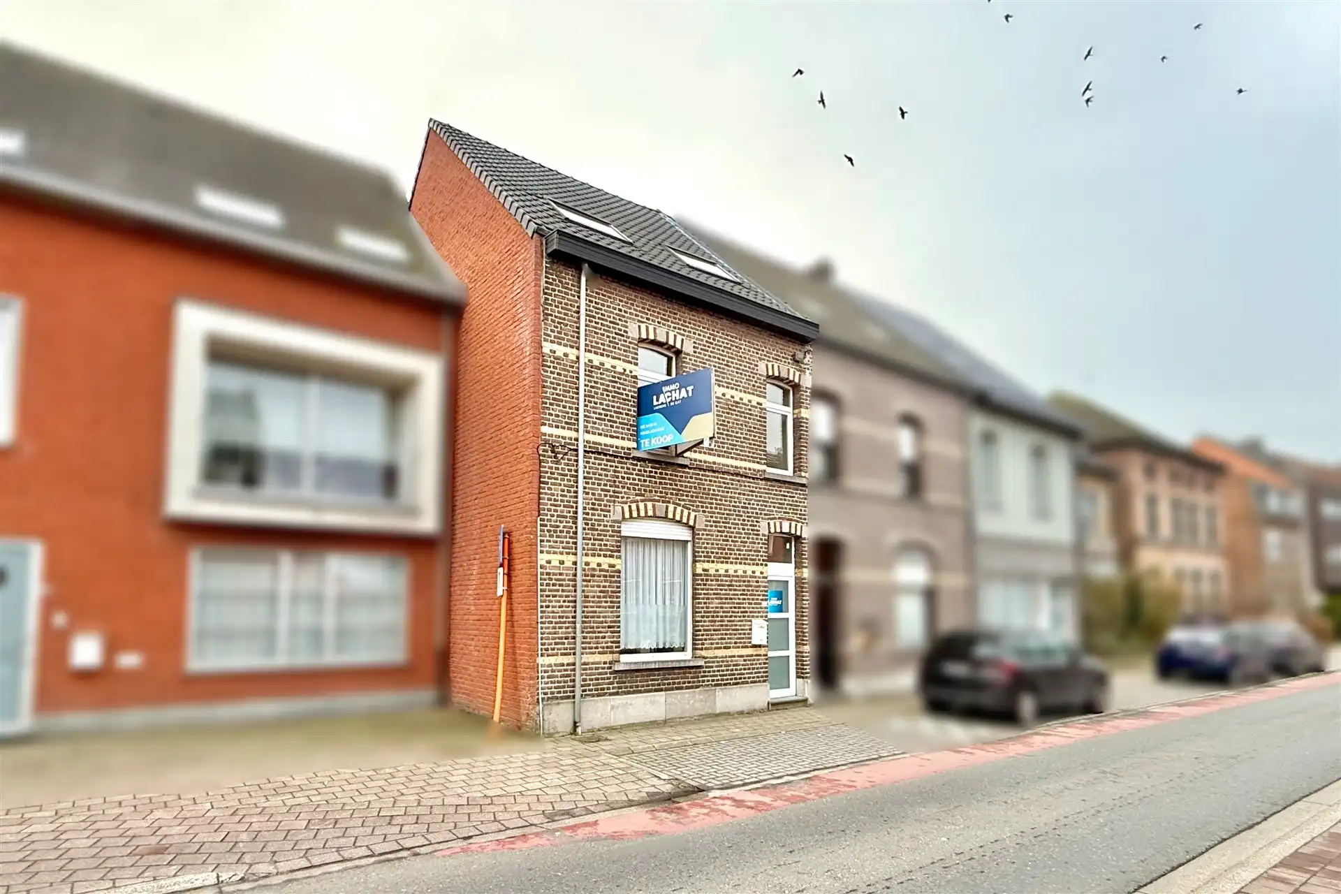 Vernieuwde rijwoning met tuin i.h. centrum foto {{pictureIndex}}