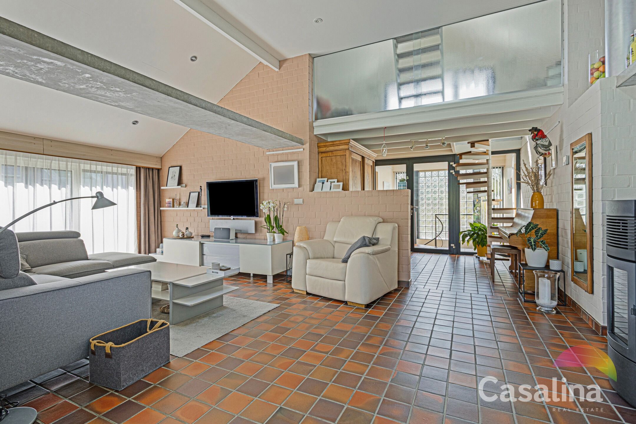 4-gevel woning met een prachtige tuin foto 8