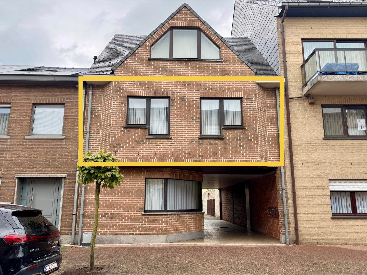 Appartement met 2 slpk met groot terras en garage foto {{pictureIndex}}