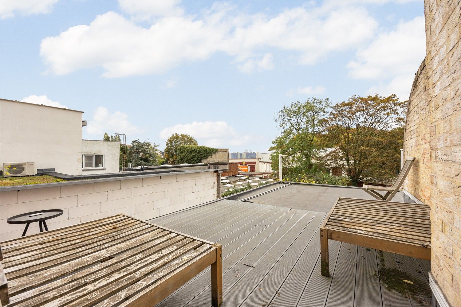 Ruime en karaktervolle herenwoning met zonnige tuin, dakterras en laadpunt in het hart van Merksem foto 14