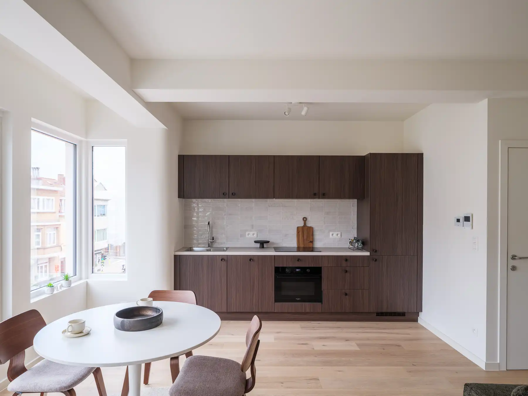 Kwalitatief gerenoveerd appartement nabij Dampoort foto 2