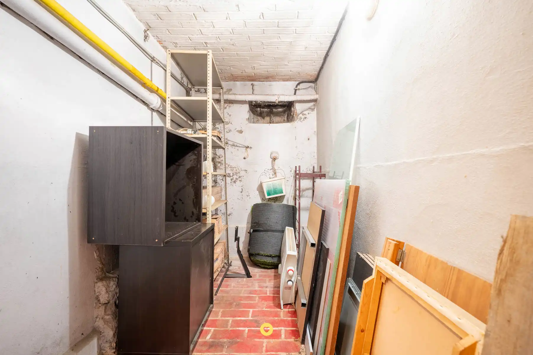 Appartement met 1 slk, westgericht terras en veel potentieel foto 12