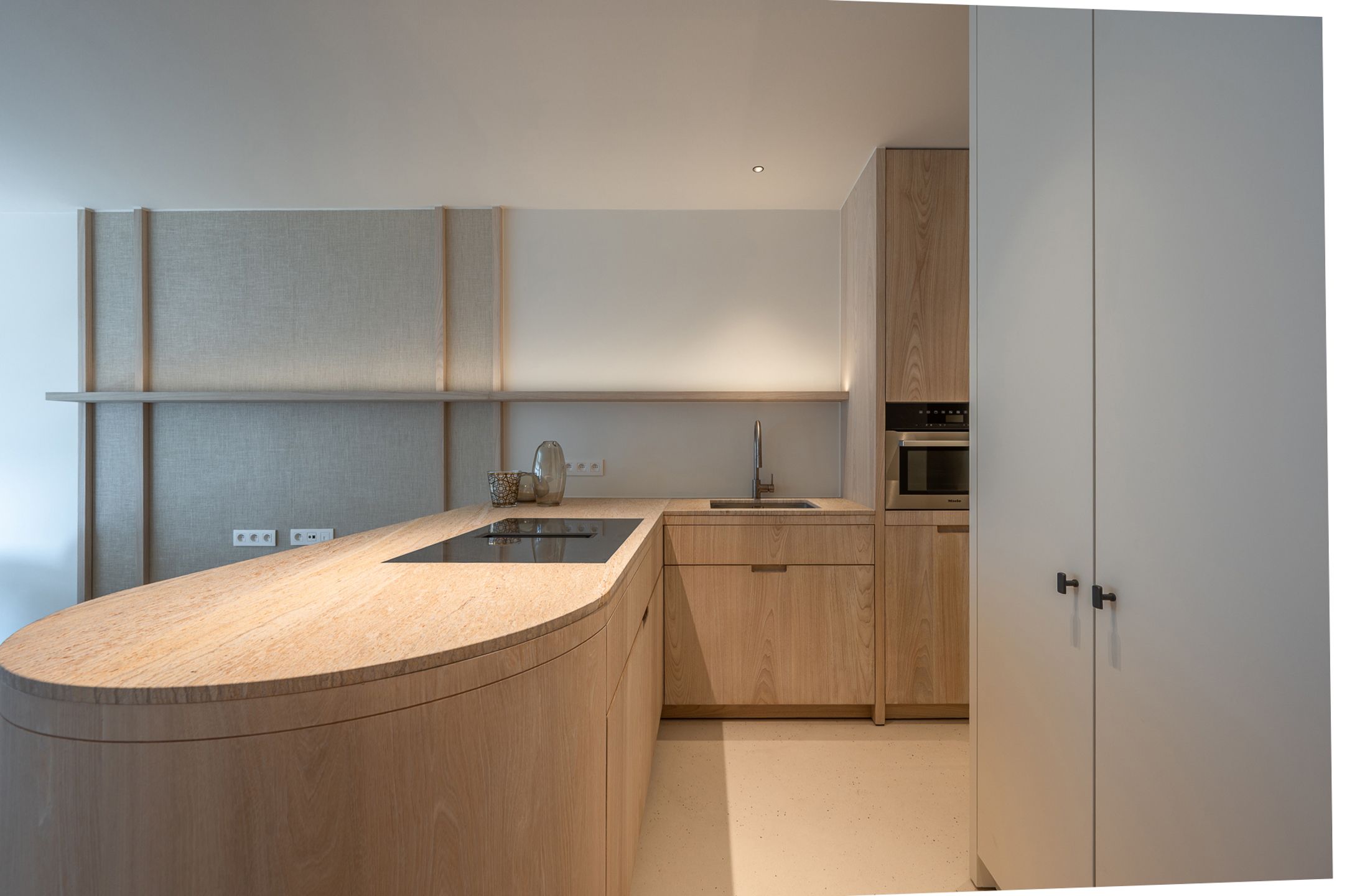 Stijlvol gerenoveerd appartement in het hart van het Zoute.. foto 11