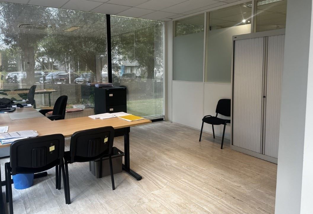 Moderne kantoren met parking te huur in Turnhout foto 5