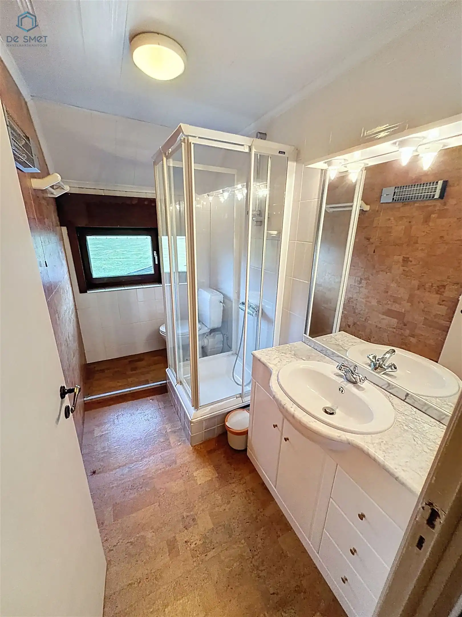 TE RENOVEREN WONING MET 3 SLAAPKAMERS, GARAGE EN TERRAS IN VIANE foto 22