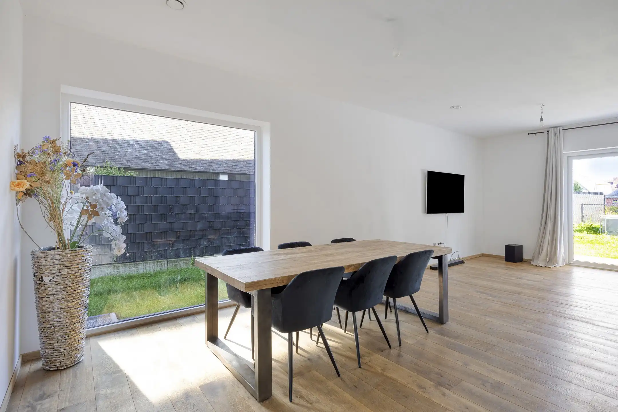 HUURKOOP: Nieuwbouwwoning met 4 slaapkamers, garage en tuin foto 6