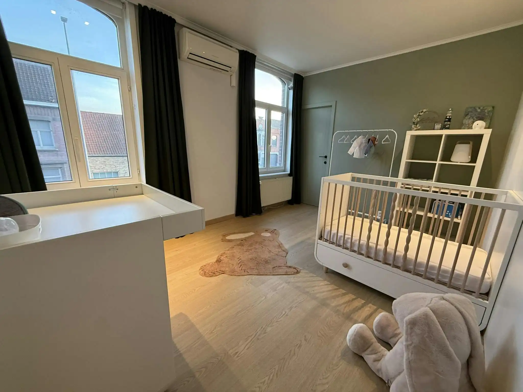 Gerenoveerde burgerwoning met 5 kamers te koop Beveren-Leie foto 17