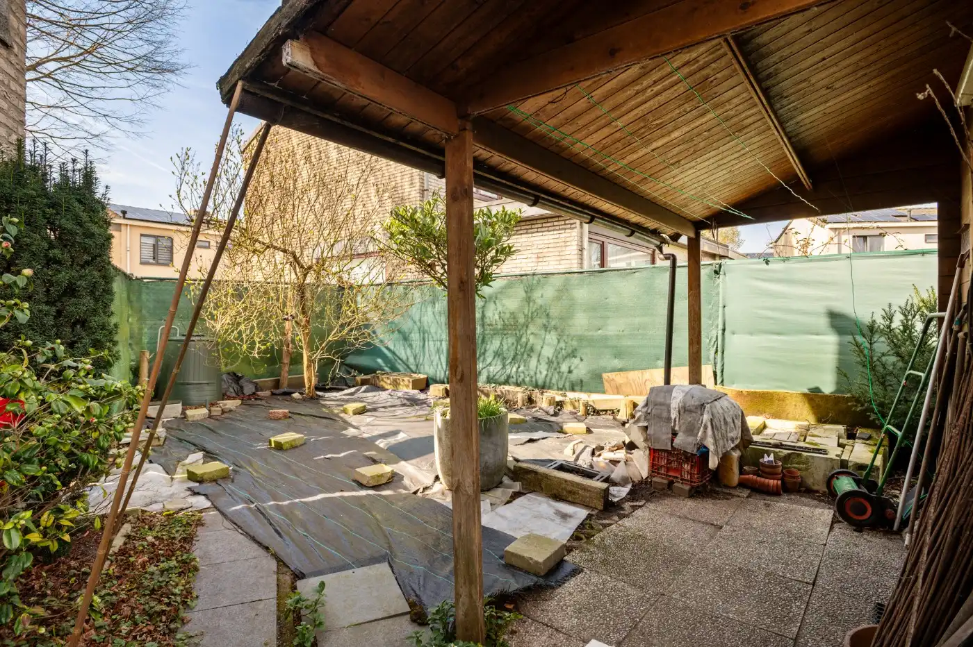 Op te frissen HOB met 3 slpk., garage en tuin foto 22