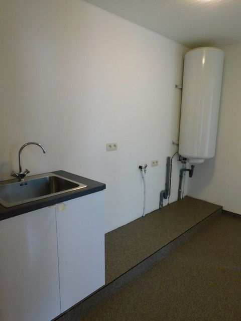 Volledig gerenoveerde gezinswoning met 5 slaapkamers foto 9