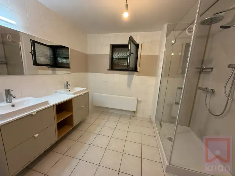 2 slaapkamer appartement met terras en garage, centrum Geel! foto 8
