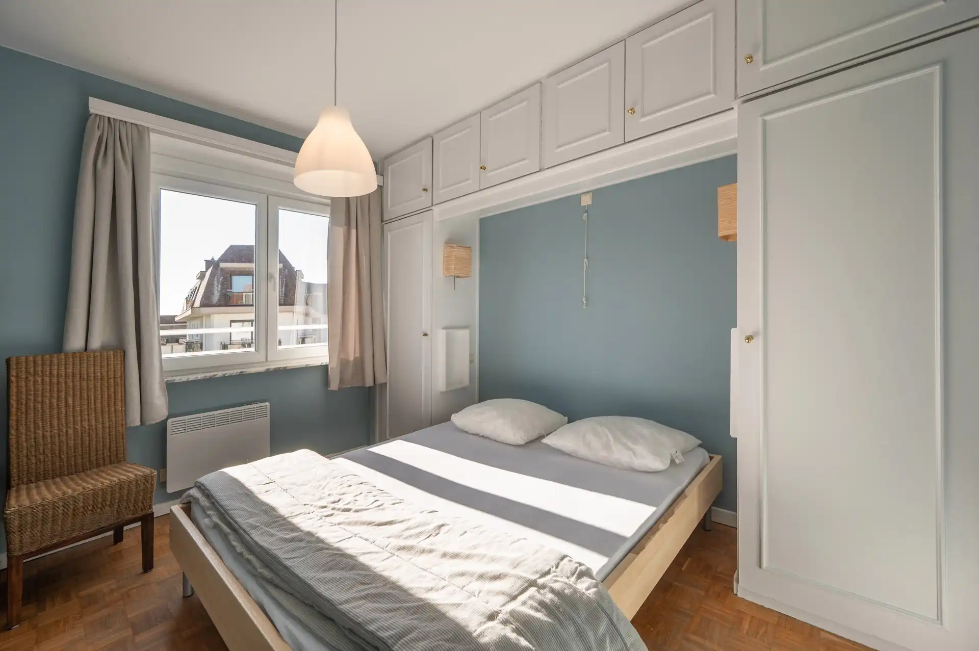 Gemeubeld: ruim appartement vlakbij zee! foto 18