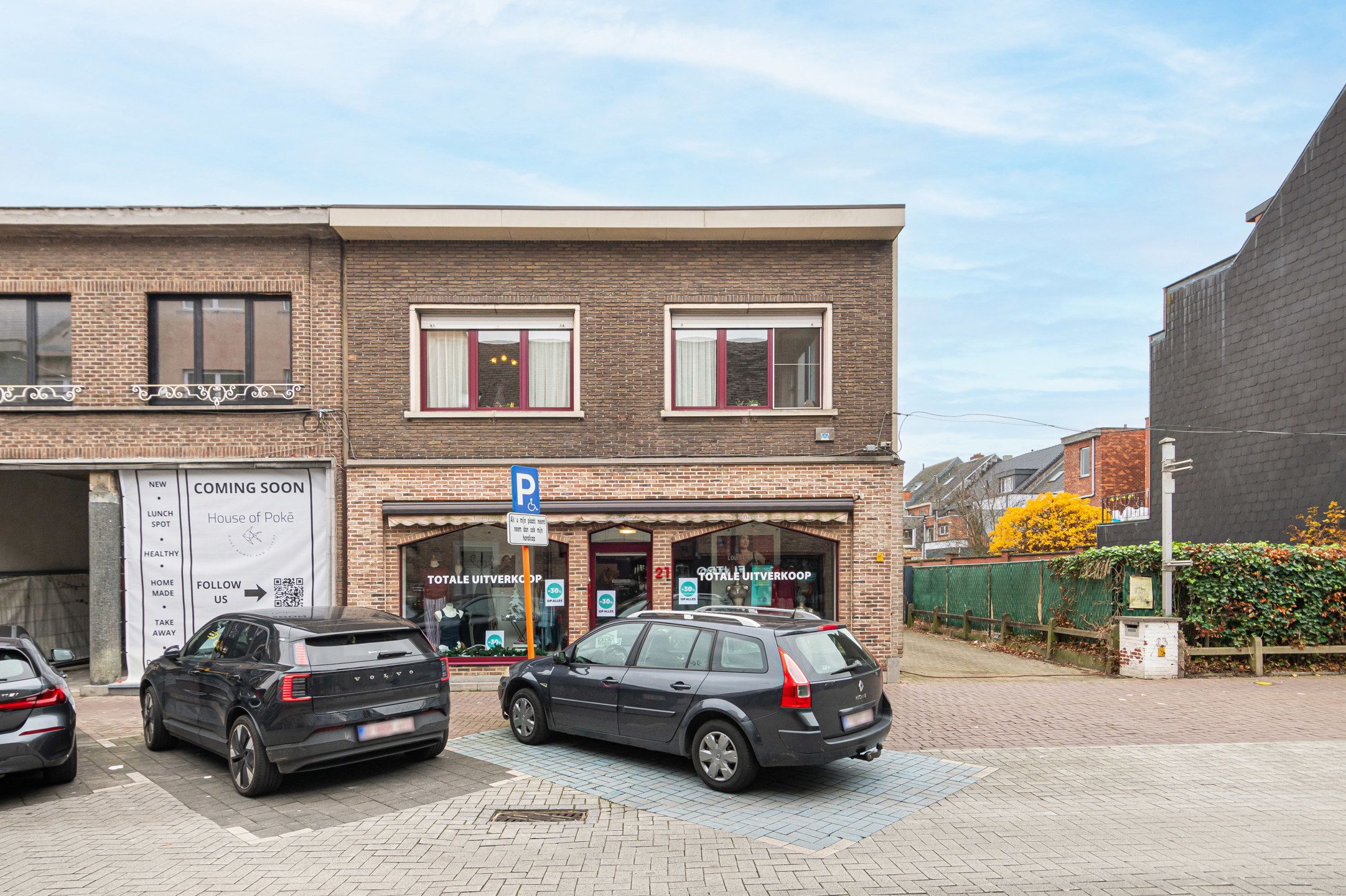 Handelshuis in hartje Willebroek foto 2