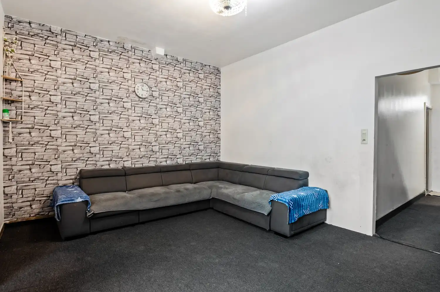 Woning met 3 slaapkamer, 2 badkamers en tuin in Deurne! foto 2