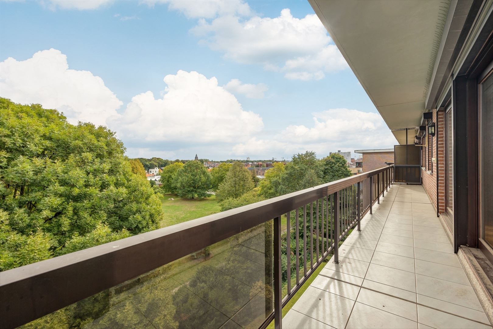 Hoofdfoto van de publicatie: Appartement met zicht op het Runcvoortpark