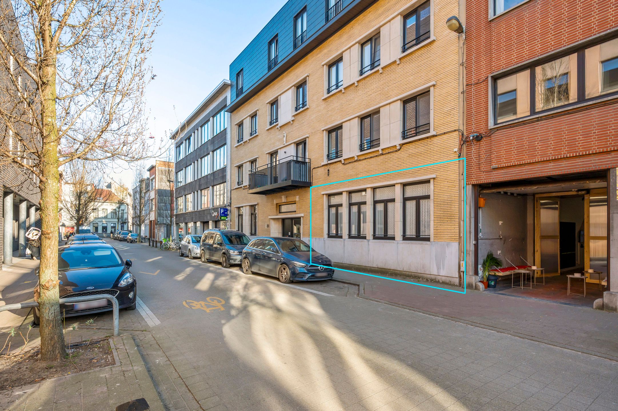 Exclusief gelijkvloers appartement met hoogwaardige afwerking en unieke stadstuin (230m²) foto 35