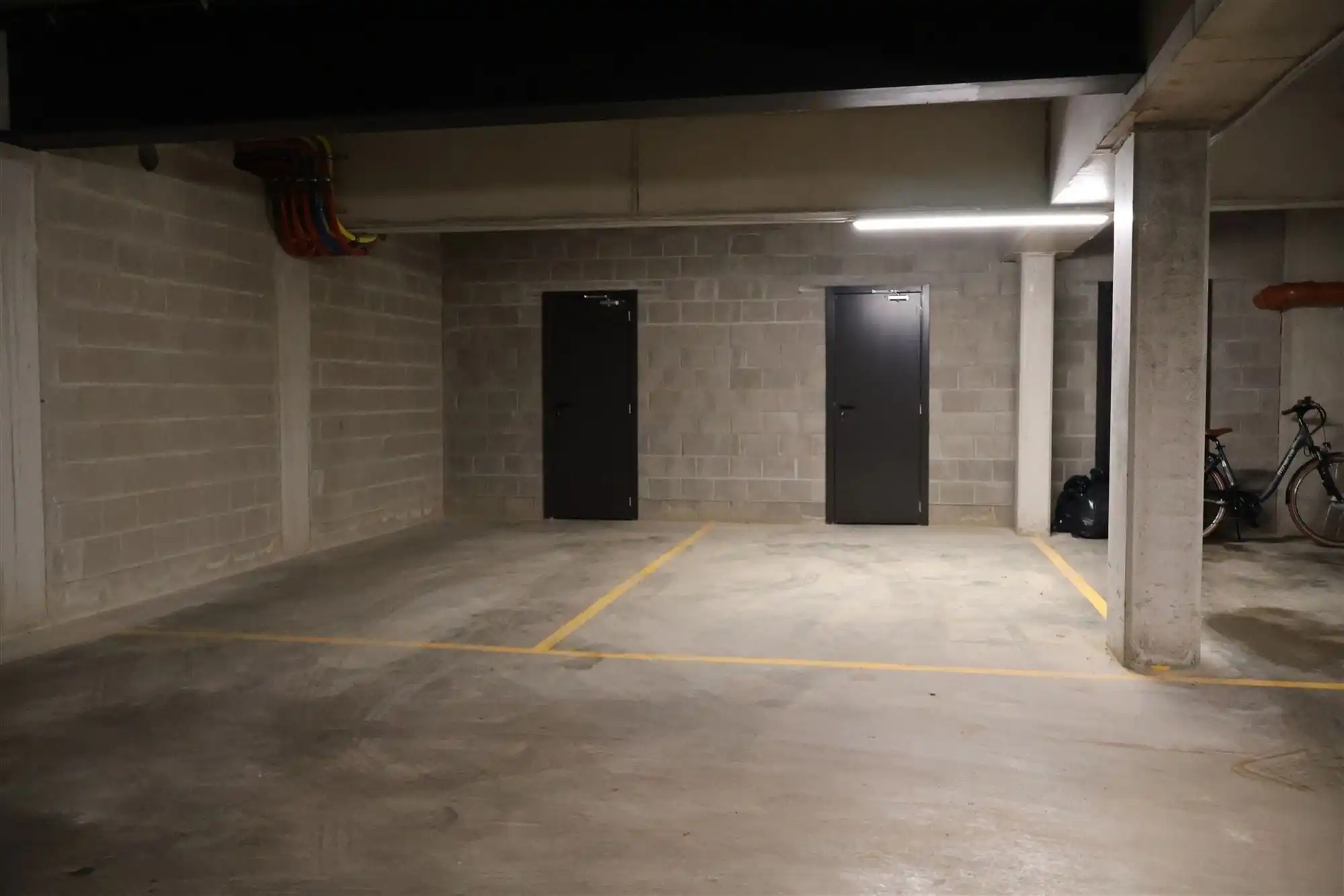 Ondergrondse autostaanplaats foto 3
