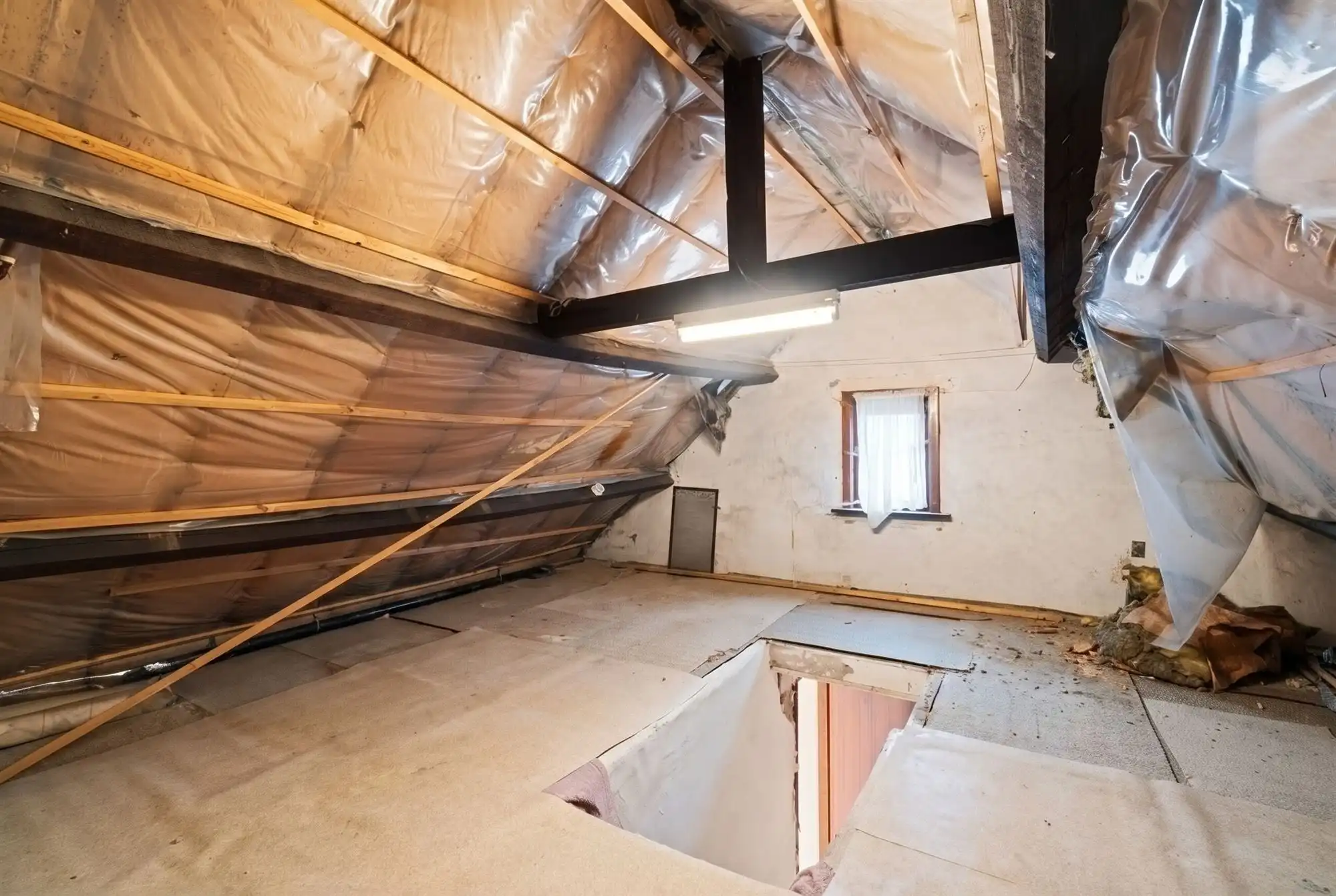 Vrijstaande woning met 2+1 slaapkamers, tuin en weidse zichten - te renoveren foto 13